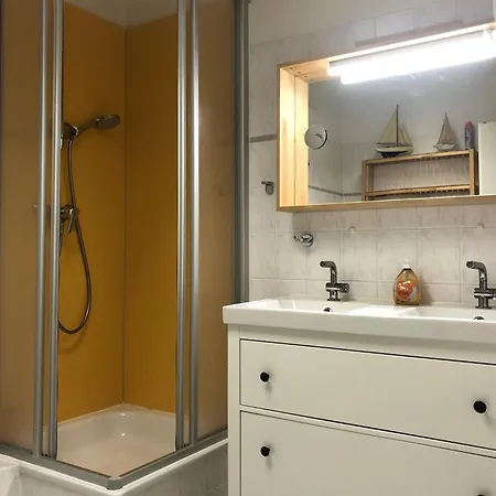 Strandstr_51 Wohnungsnr_11 *